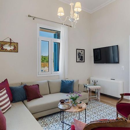 Villa Remedio Neon Khorion  Екстер'єр фото