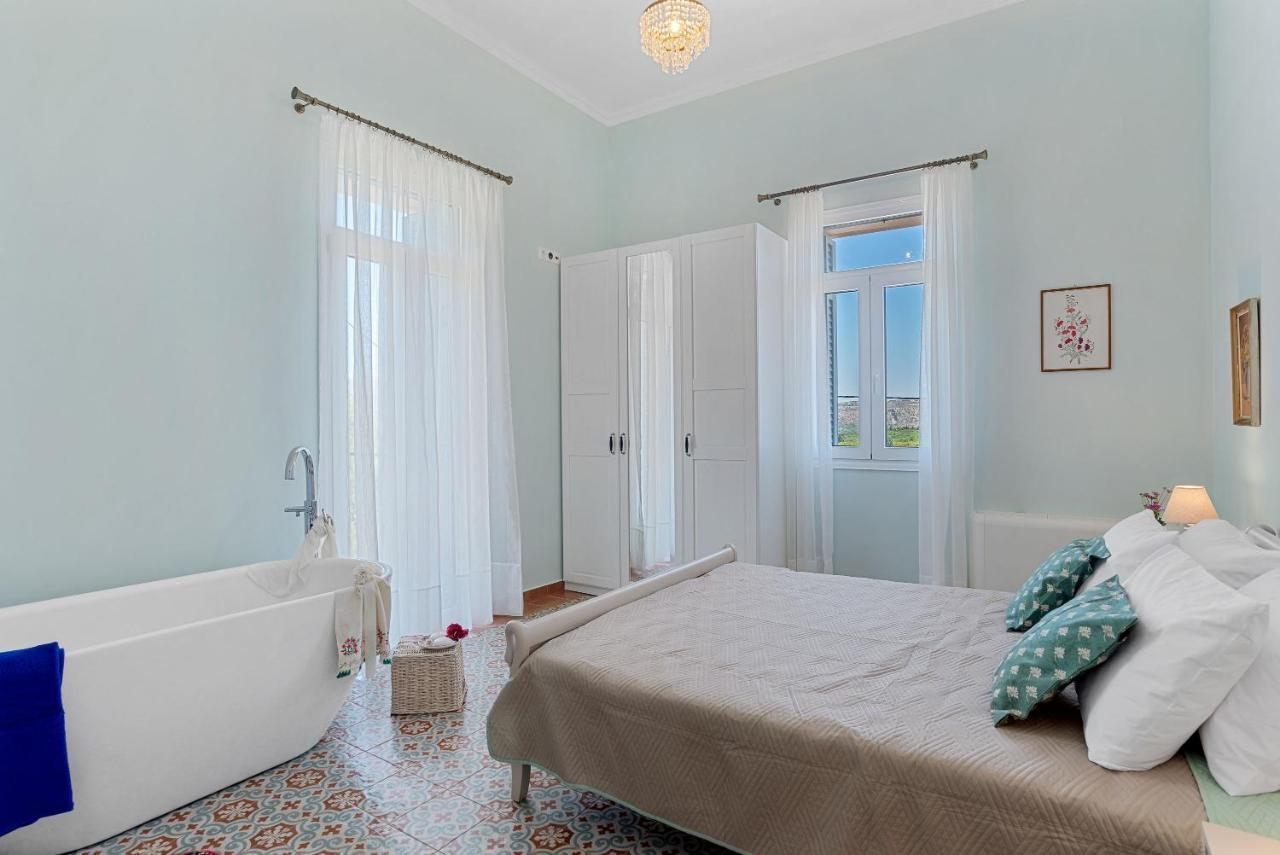 Villa Remedio Neon Khorion  Екстер'єр фото