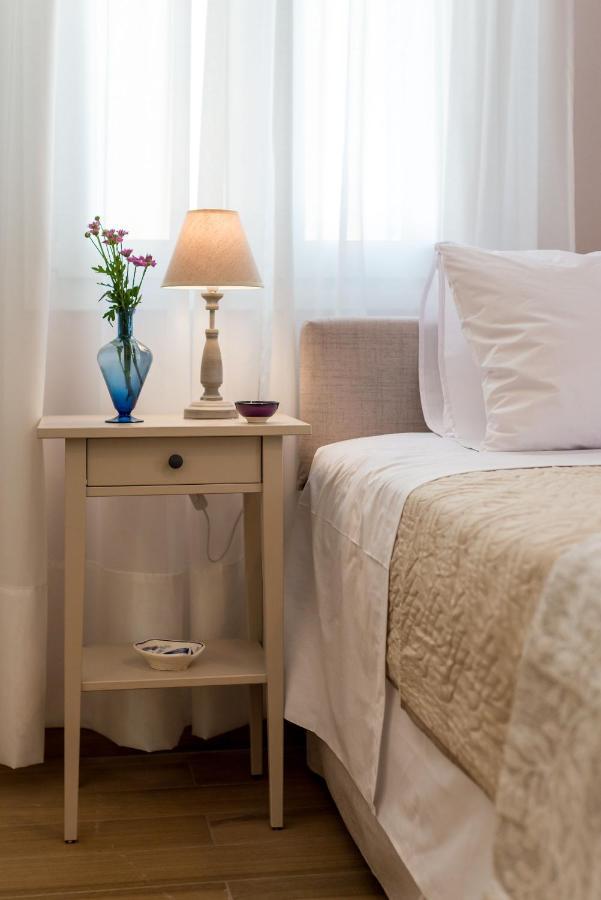 Villa Remedio Neon Khorion  Екстер'єр фото