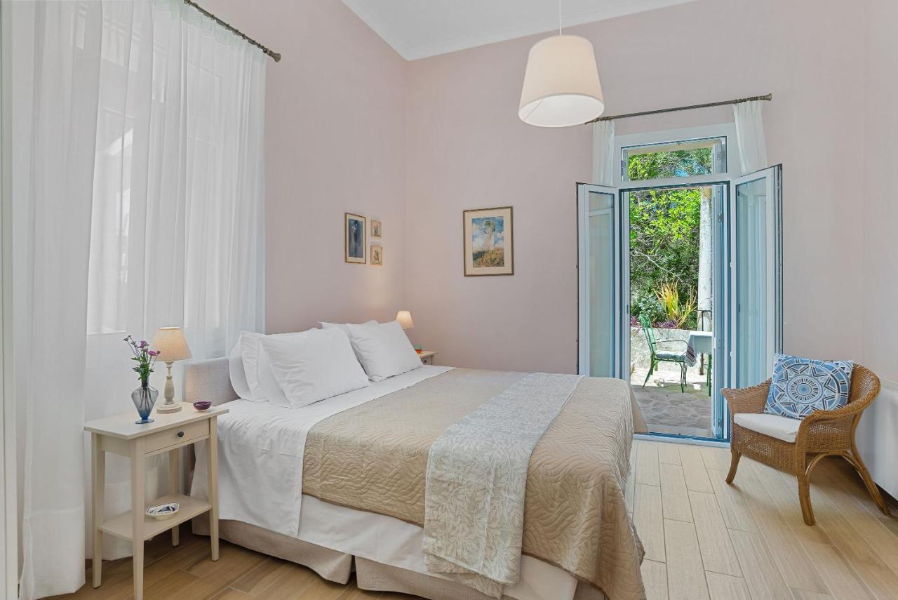 Villa Remedio Neon Khorion  Екстер'єр фото
