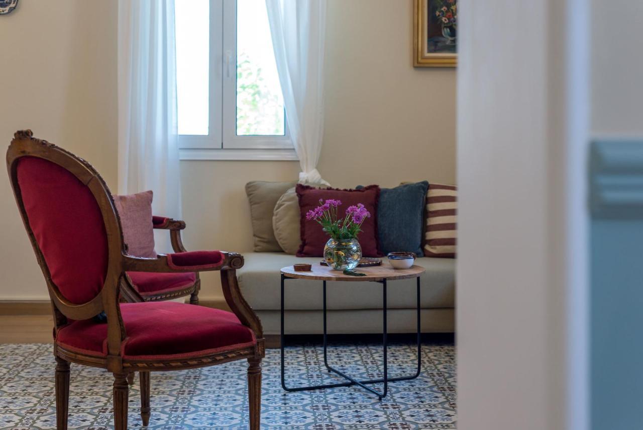 Villa Remedio Neon Khorion  Екстер'єр фото