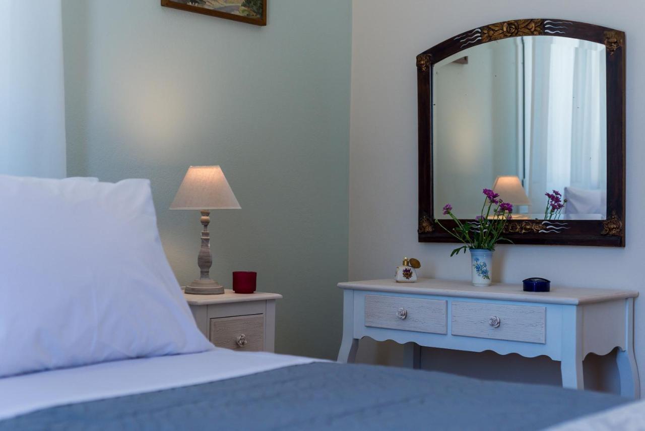 Villa Remedio Neon Khorion  Екстер'єр фото